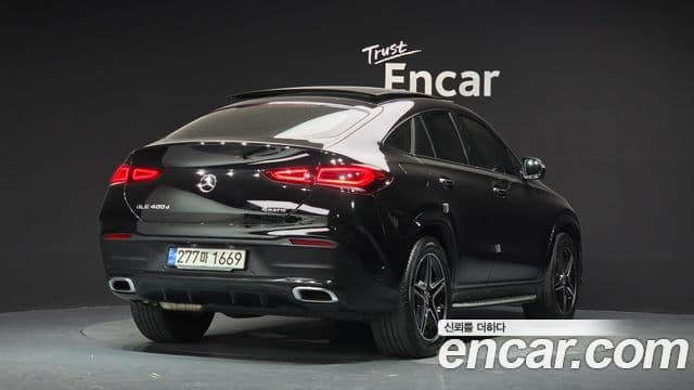 Mercedes-Benz GLE-Class 2021 — ფოტო 3/36