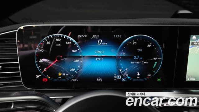 Mercedes-Benz GLE-Class 2021 — ფოტო 33/36
