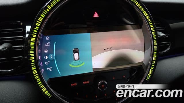 Mini Cooper Electric 2022 — ფოტო 3/20