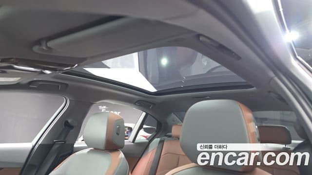 BMW 5 Series 2023 — ფოტო 10/33