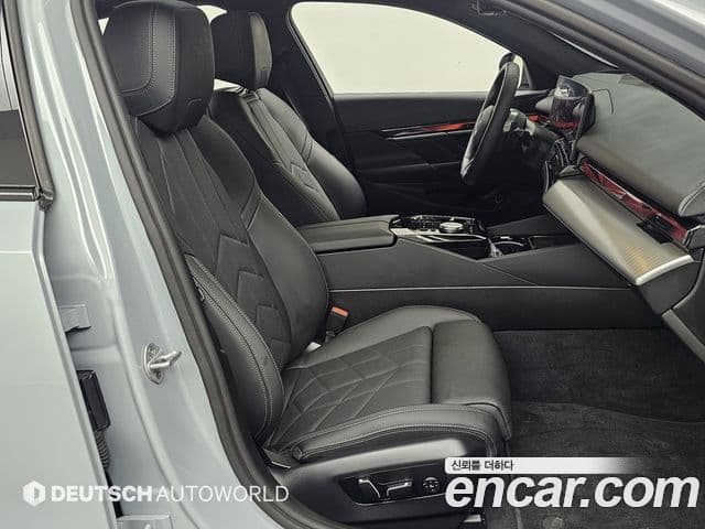 BMW 5 Series 2026 — Photo 4/20