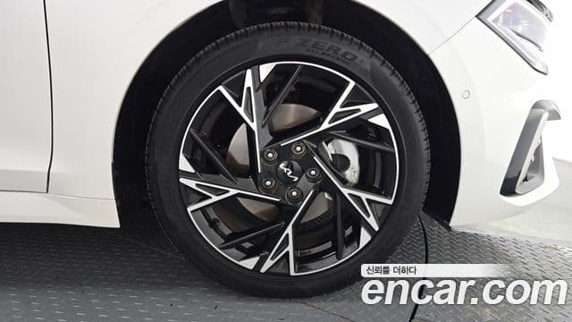 Kia K5 2024 — Photo 1/31