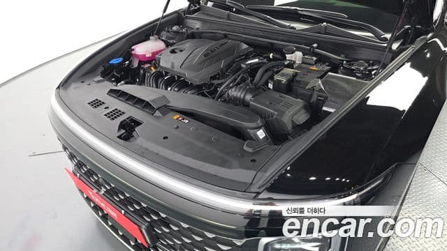 Hyundai Grandeur Hybrid 2023 — Photo 7/31