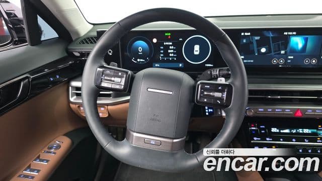 Hyundai Grandeur Hybrid 2023 — Photo 29/31