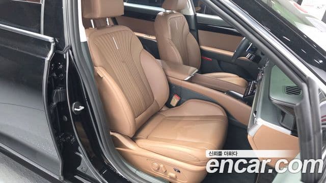 Hyundai Grandeur Hybrid 2023 — Photo 15/31