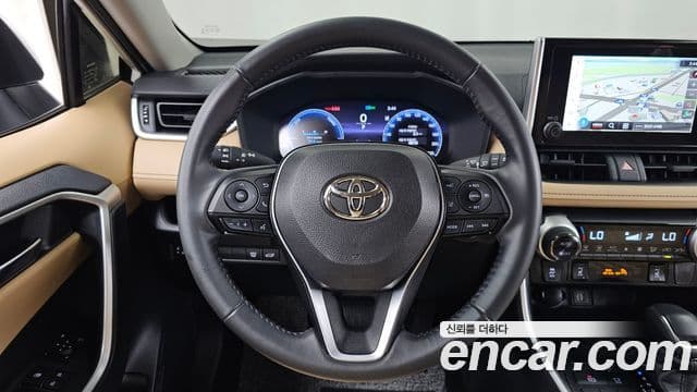 Toyota RAV4 2024 — ფოტო 20/35