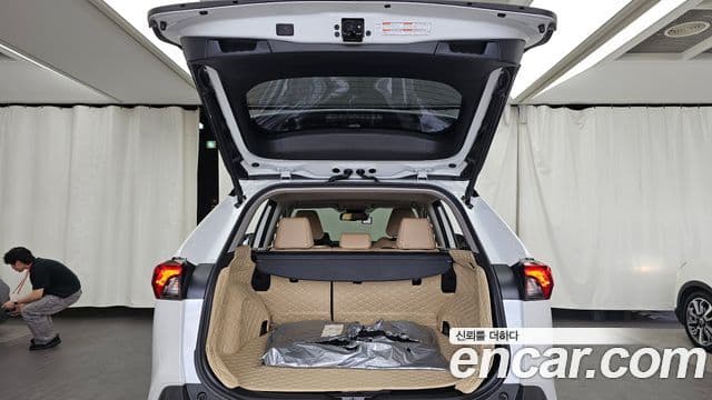Toyota RAV4 2024 — ფოტო 5/35