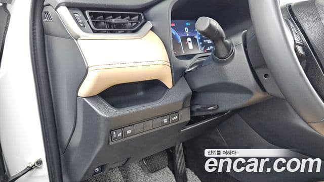 Toyota RAV4 2024 — ფოტო 2/35