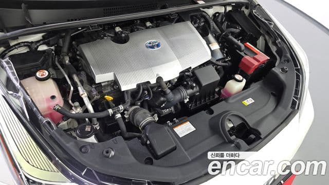 Toyota Prius 2019 — Photo 18/20