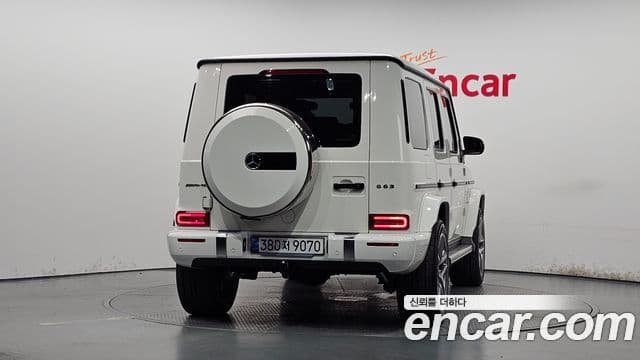 Mercedes-Benz G-Class 2024 — Photo 34/36