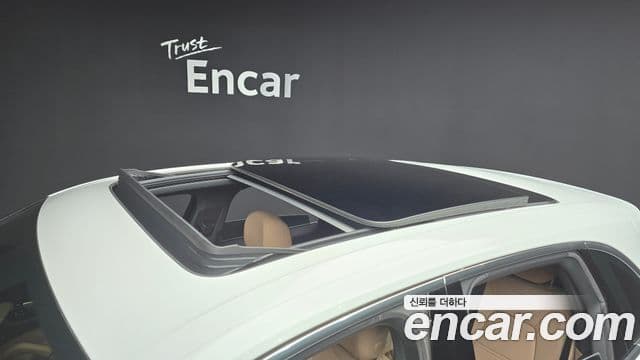 Porsche Cayenne 2023 — Photo 15/30