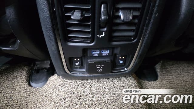 Jeep Grand Cherokee 2020 — ფოტო 11/34