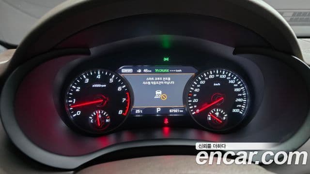 Kia Stinger 2018 — Фото 6/20