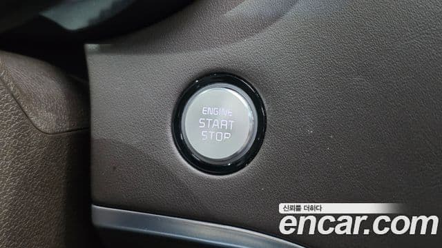 Kia Stinger 2018 — Şəkil 25/34