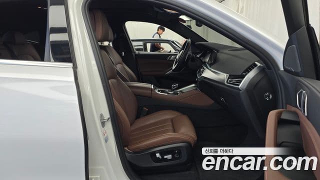 BMW X6 2021 — Photo 19/20