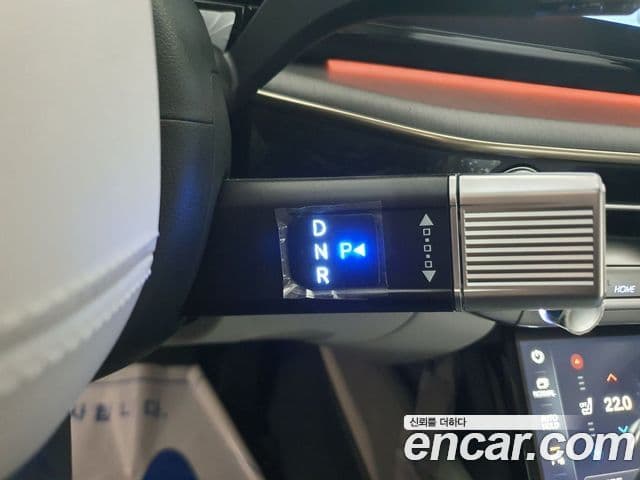 Hyundai Grandeur Hybrid 2023 — Photo 15/20