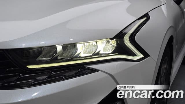 Kia K5 2021 — Şəkil 12/32
