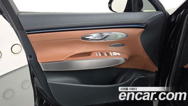 Genesis GV70 2024 — ფოტო 3/35