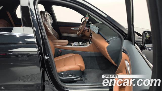 Genesis GV70 2024 — ფოტო 12/35