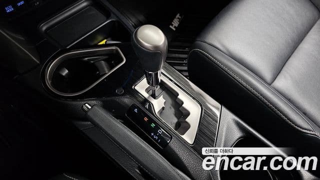 Toyota RAV4 2018 — Photo 20/20