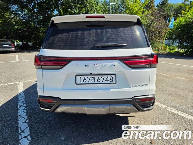 Lexus LX 2025 — Photo 5/20