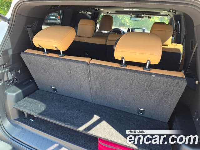 Lexus LX 2025 — Photo 11/20