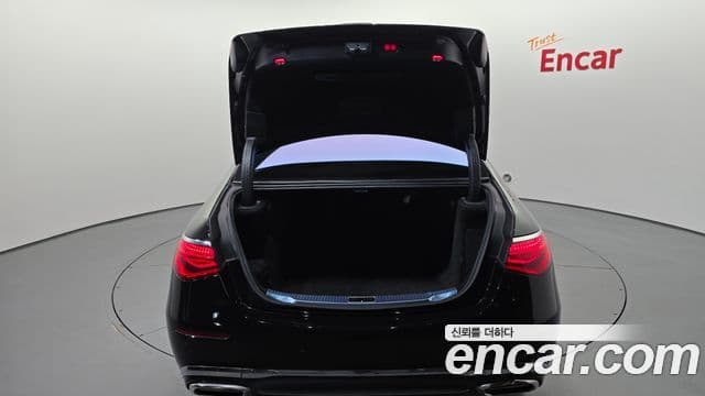 Mercedes-Benz S-Class 2021 — ფოტო 19/35
