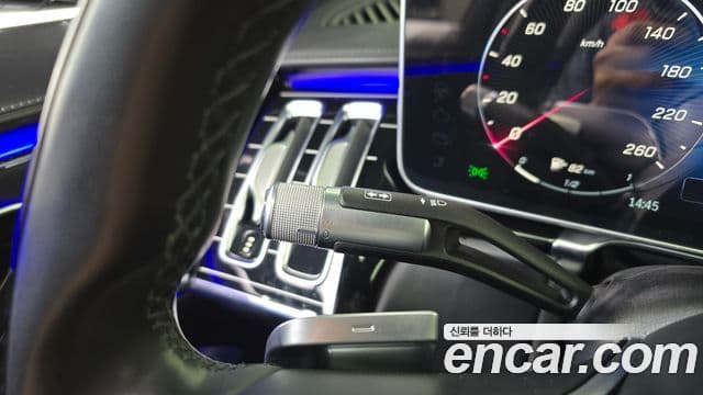 Mercedes-Benz S-Class 2021 — ფოტო 25/35
