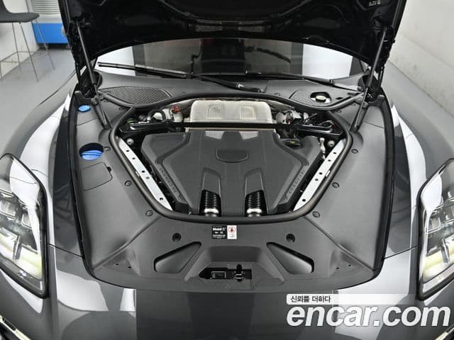 Porsche Panamera 2025 — Photo 20/20