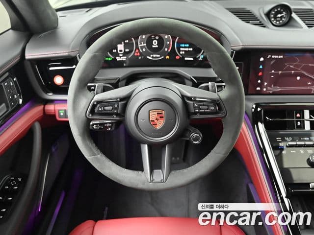 Porsche Panamera 2025 — Photo 1/20