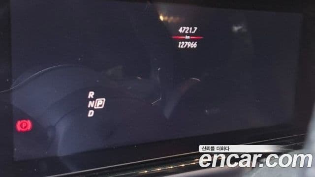 Mercedes-Benz G-Class 2019 — Photo 4/8