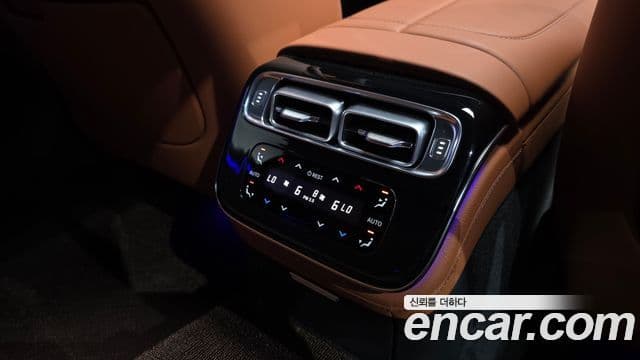 Mercedes-Benz S-Class 2021 — Photo 21/41