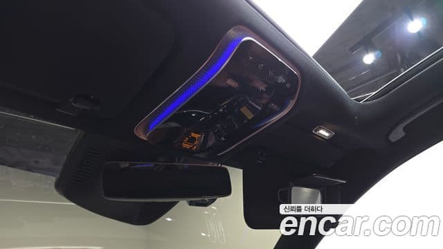 Mercedes-Benz S-Class 2021 — Photo 20/41