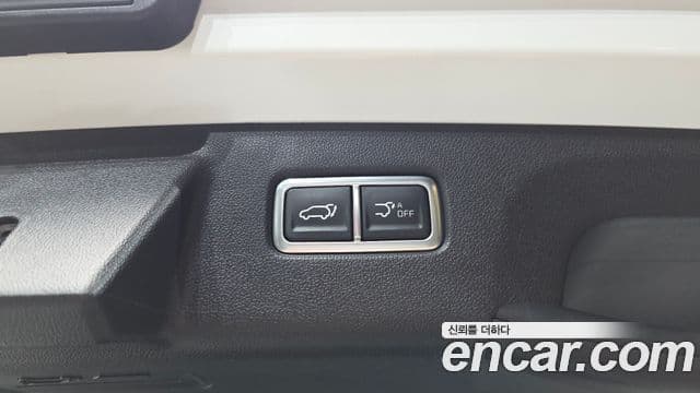 Kia Sorento 2024 — Photo 9/32