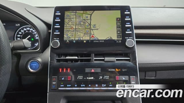 Toyota Avalon 2020 — Şəkil 12/20