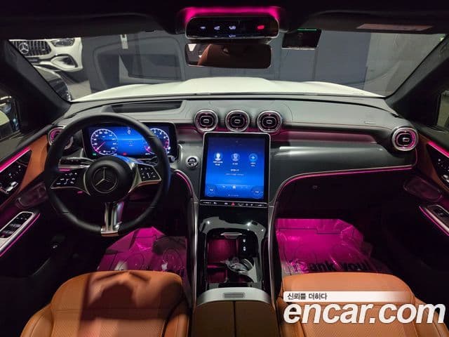 Mercedes-Benz GLC-Class 2026 — Photo 19/20