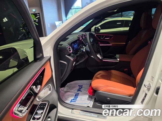 Mercedes-Benz GLC-Class 2026 — Photo 4/20