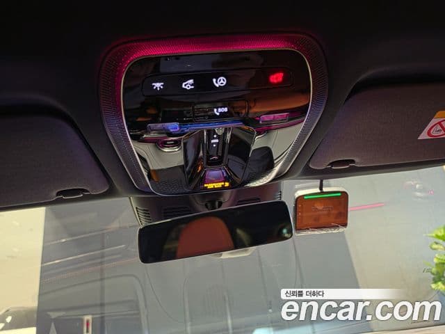 Mercedes-Benz GLC-Class 2026 — Photo 15/20