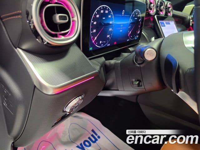 Mercedes-Benz GLC-Class 2026 — Photo 17/20