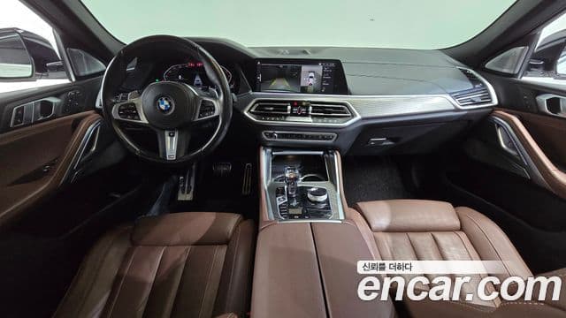 BMW X6 2021 — Photo 9/33