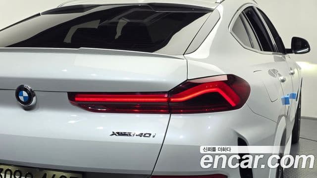 BMW X6 2021 — Photo 23/33