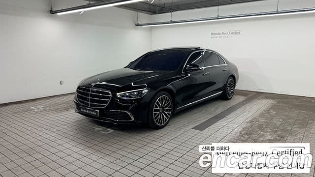 Mercedes-Benz S-Class 2023 — Photo 5/20