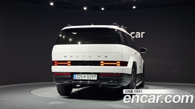 Hyundai Santa Fe 2024 — Photo 13/31