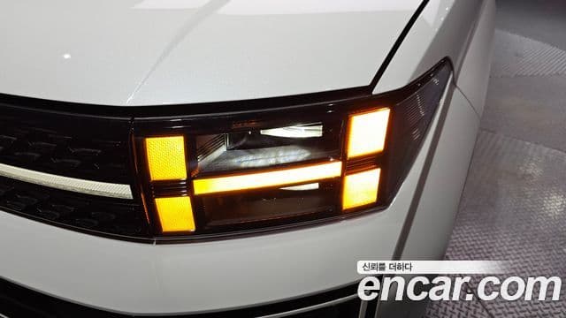 Hyundai Santa Fe 2024 — Photo 26/31