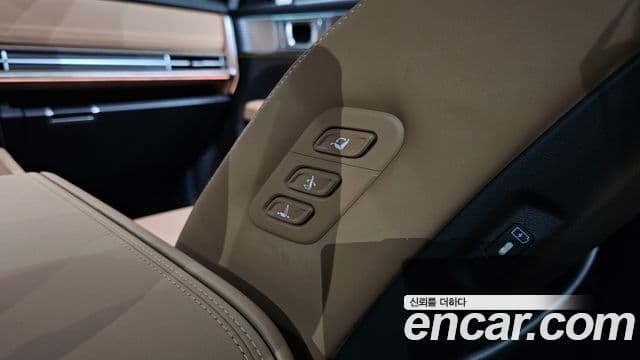 Hyundai Santa Fe 2024 — Photo 22/31
