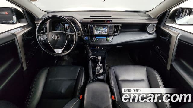 Toyota RAV4 2018 — Şəkil 14/20