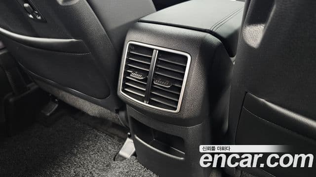 Kia Sportage 2025 — Фото 19/20