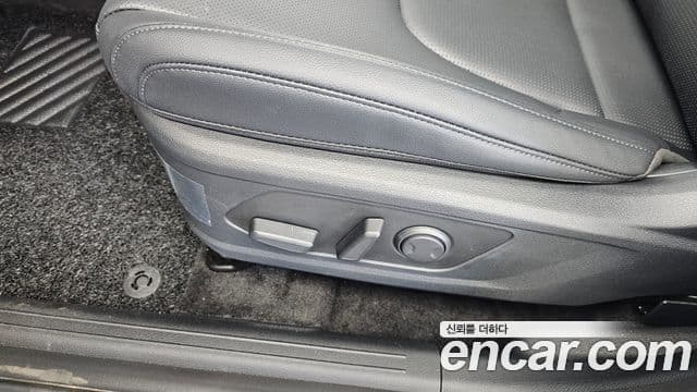 Kia Sportage 2025 — Şəkil 29/34