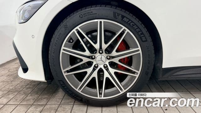 Mercedes-Benz AMG GT 2023 — Photo 15/20