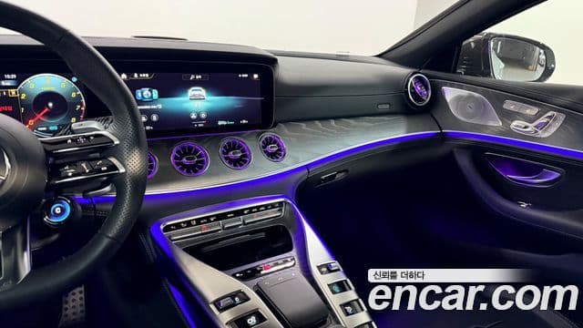 Mercedes-Benz AMG GT 2023 — Photo 17/20